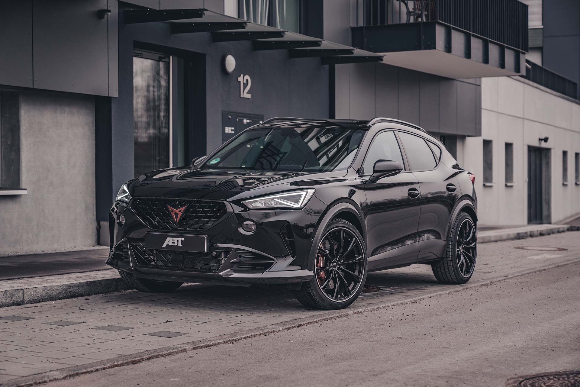 ABT CUPRA FORMENTOR VZ5 Пакет (GR21 Гланцово Черно) 1